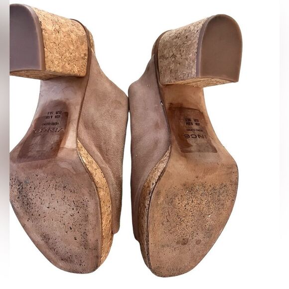 Vince Wyatt Suede Platform Mules. - Picture 6 of 7